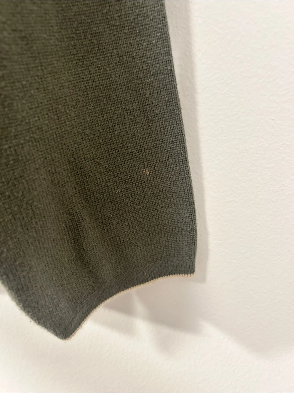 Banana Republic lightweight crewneck